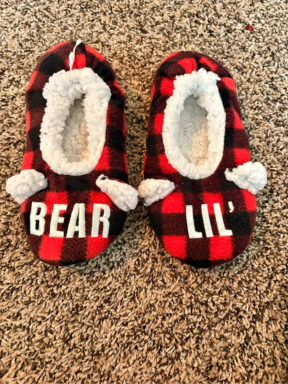 Dearfoams Lil Bear Buffalo Plaid Clog Slippers Red & Black